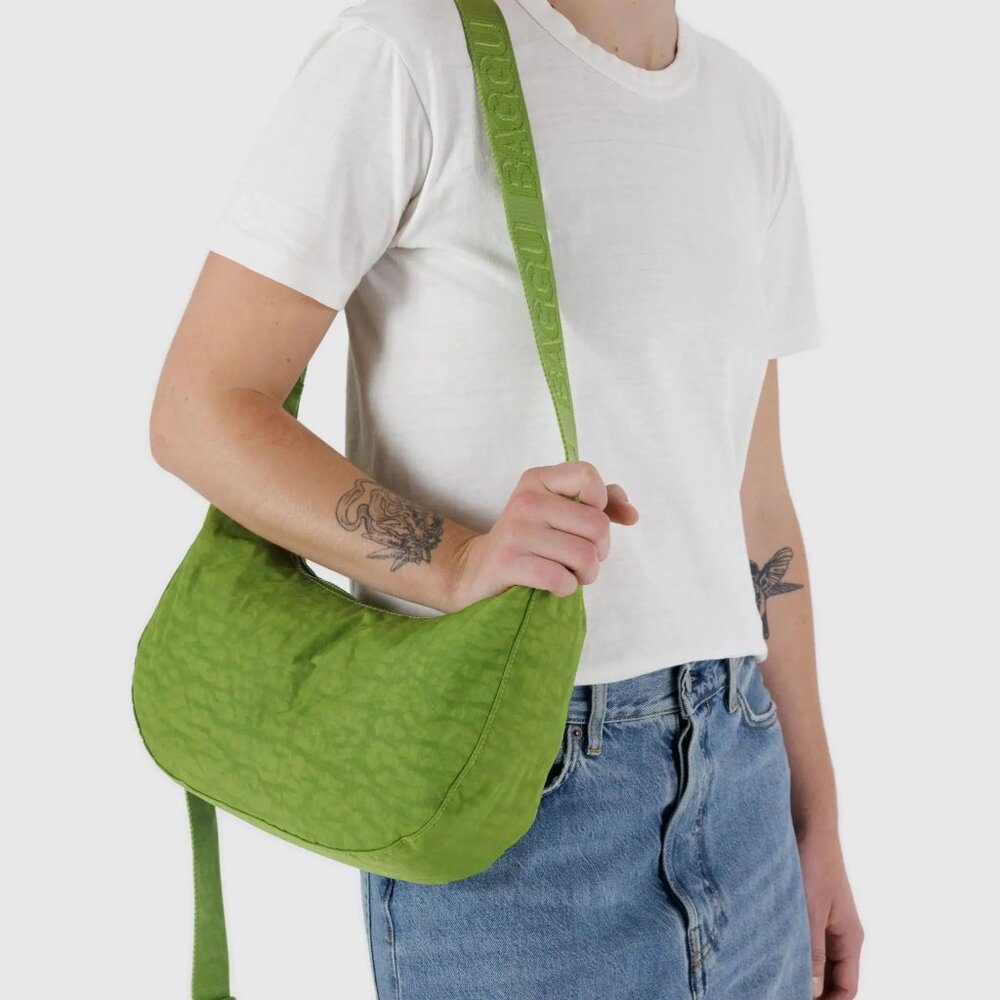 NWT Baggu Medium Crescent Bag - Green Juice - Picture 4 of 5